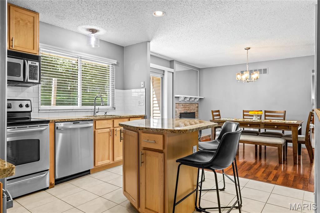 1115 Shadowoak Drive