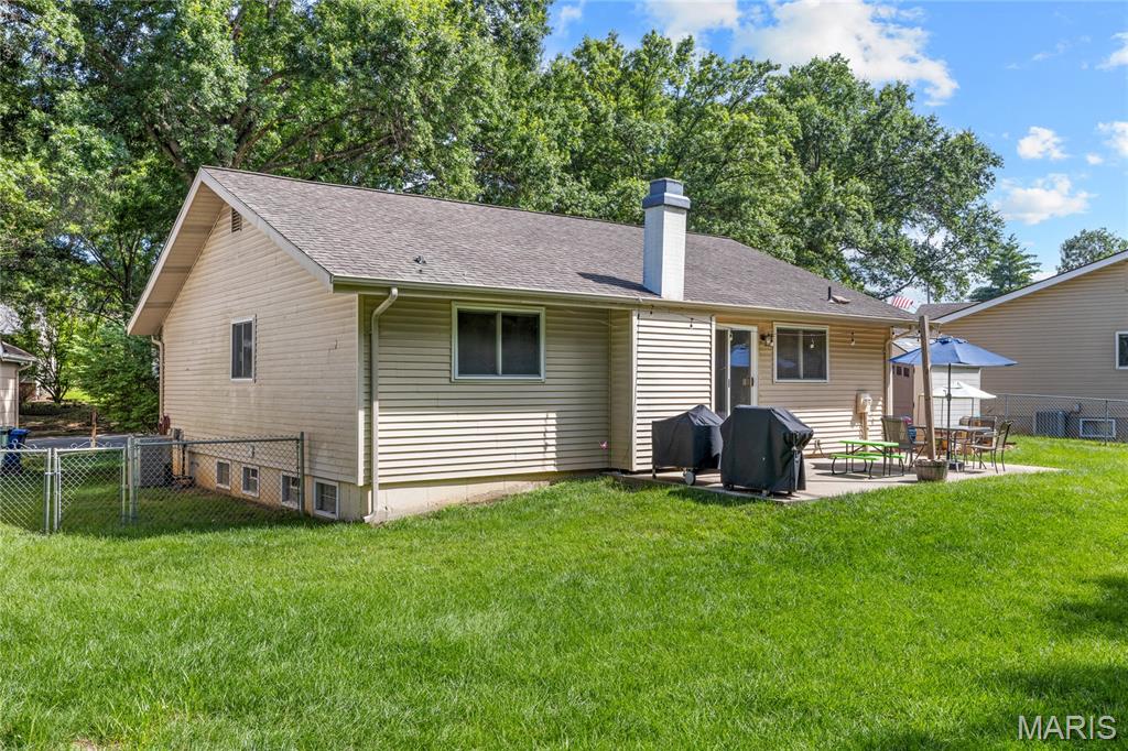 1115 Shadowoak Drive