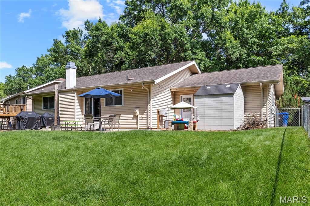 1115 Shadowoak Drive