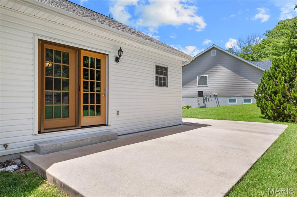 945 Huntington Chase Drive