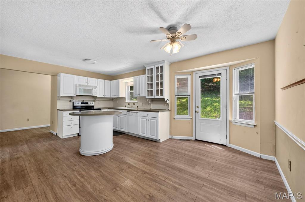 3672 Hawks Rest Road