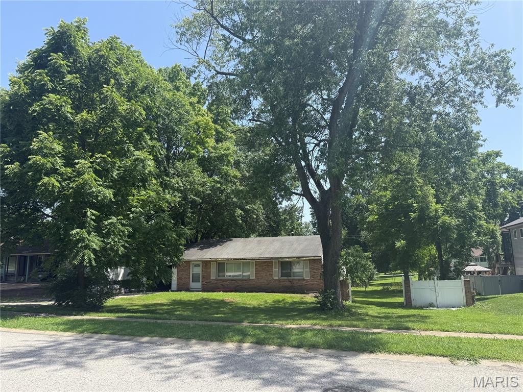 802 Connie Lane