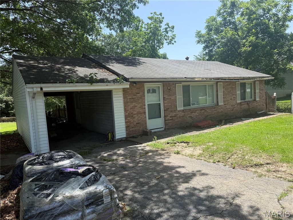 802 Connie Lane