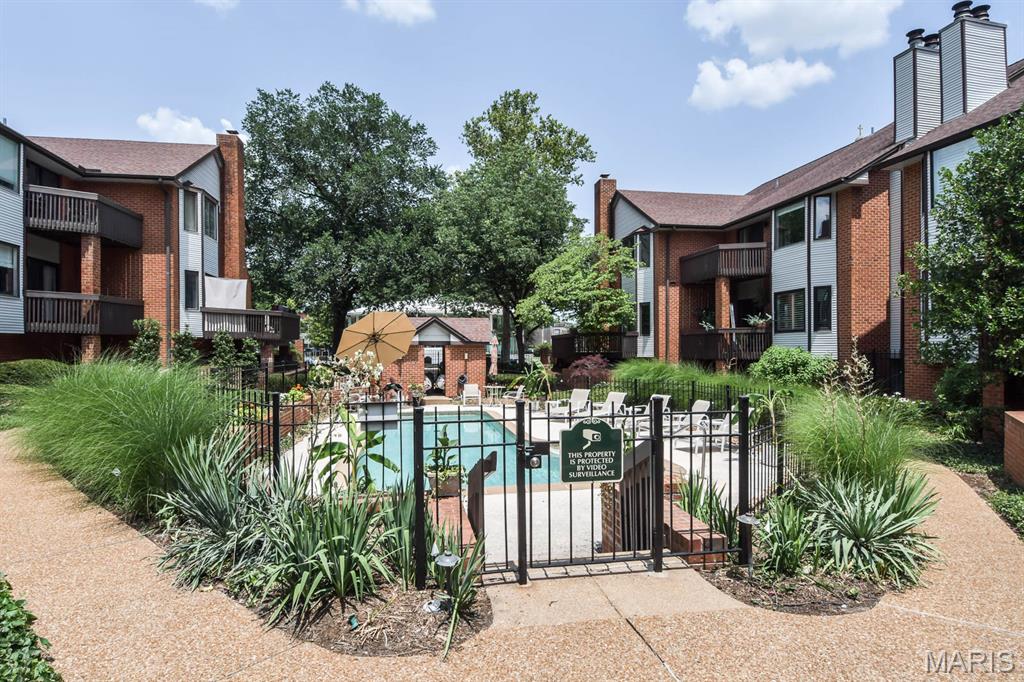 4444 Lindell Boulevard Unit: 7