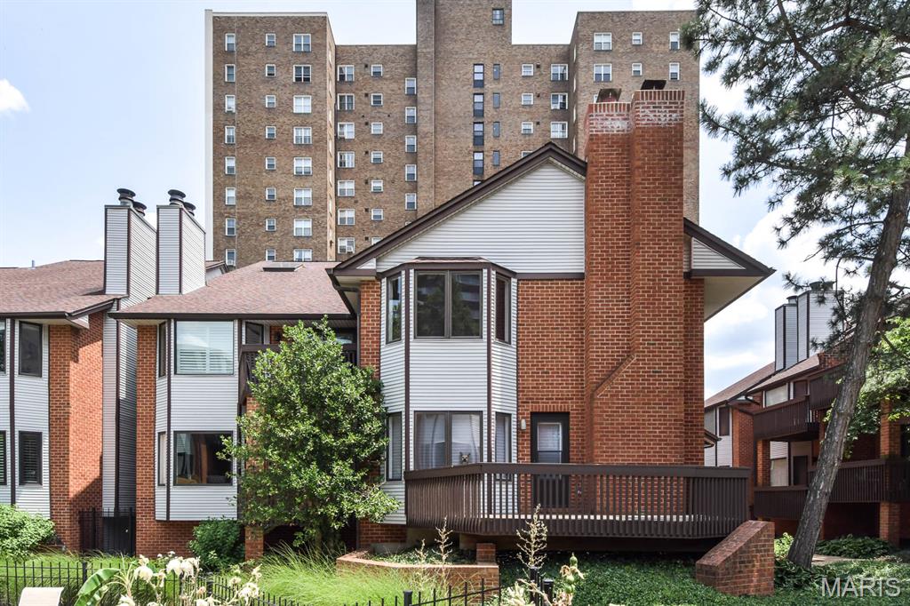 4444 Lindell Boulevard Unit: 7