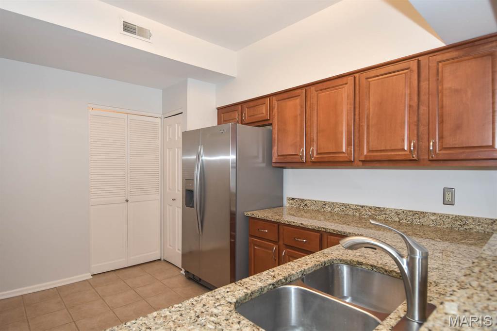 4444 Lindell Boulevard Unit: 7