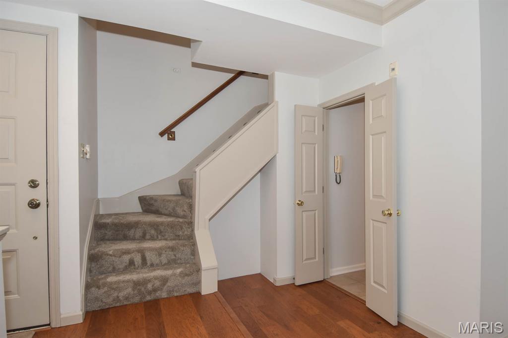 4444 Lindell Boulevard Unit: 7