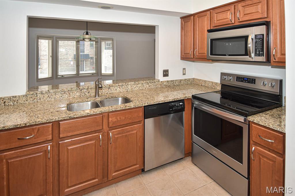 4444 Lindell Boulevard Unit: 7