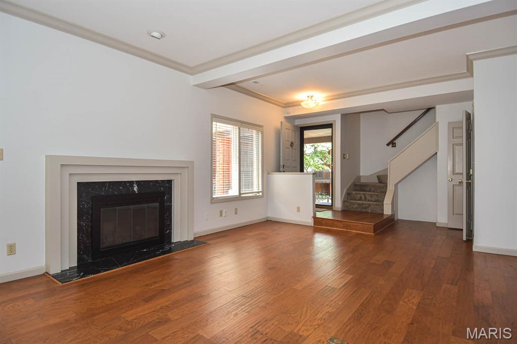 4444 Lindell Boulevard Unit: 7