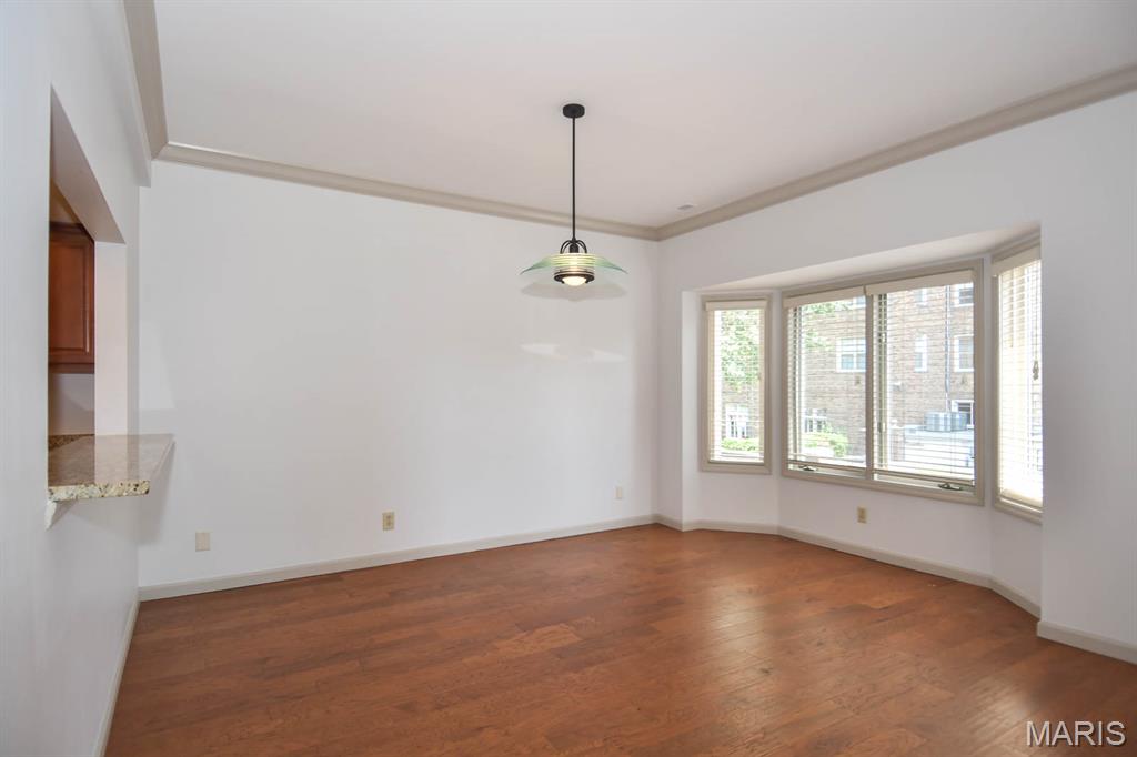 4444 Lindell Boulevard Unit: 7