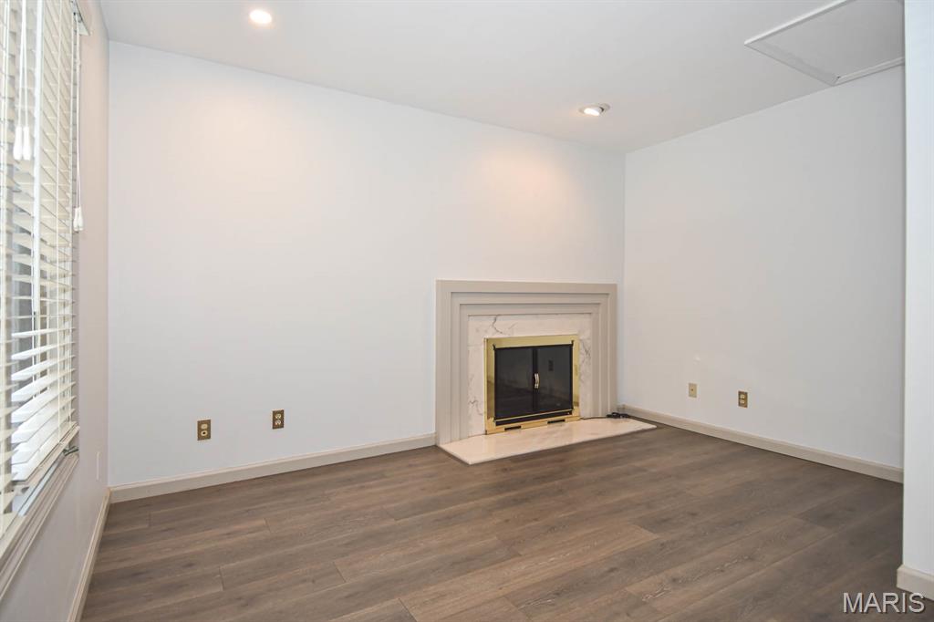 4444 Lindell Boulevard Unit: 7
