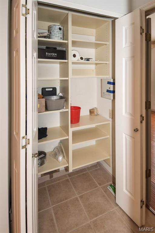 4444 Lindell Boulevard Unit: 7