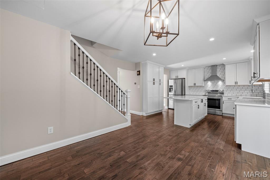 4855 Mehlbrook Drive