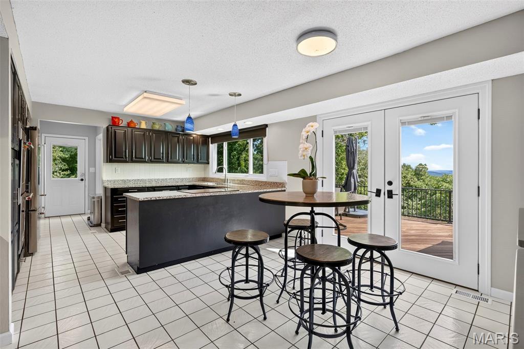 47 Rockwood Forest Hill
