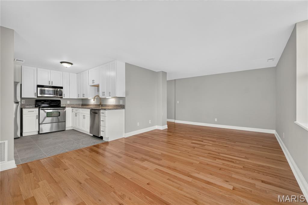 5630 Pershing Avenue Unit: 50