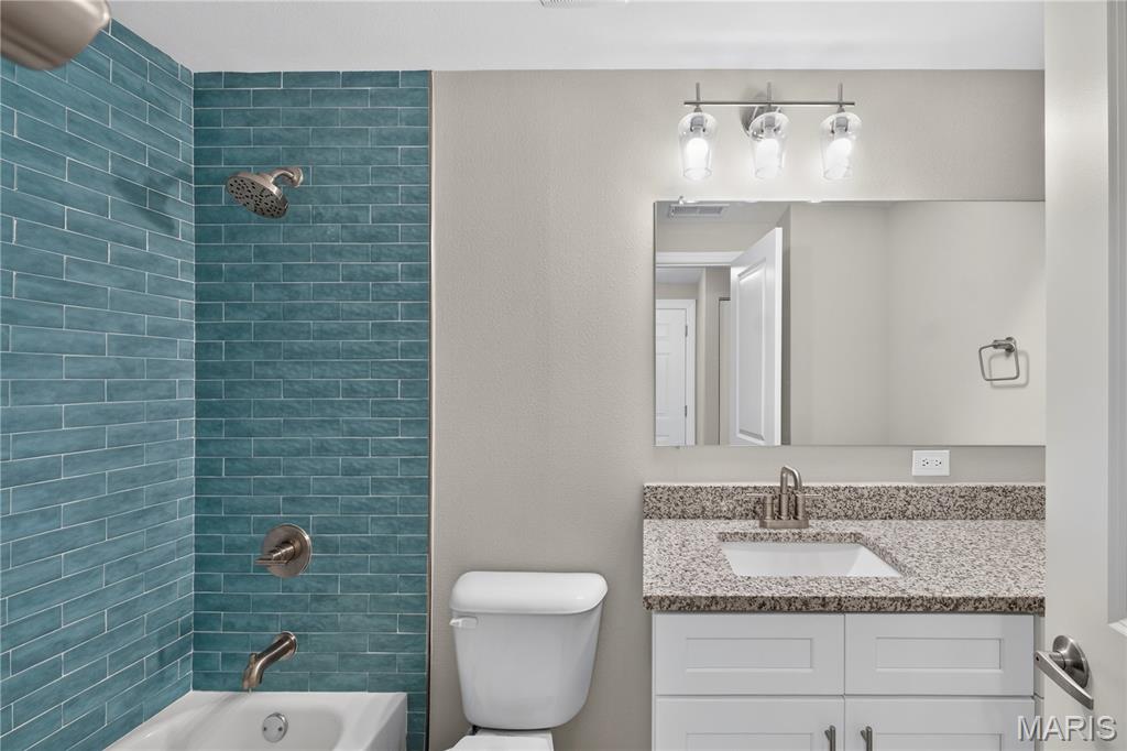 5630 Pershing Avenue Unit: 50