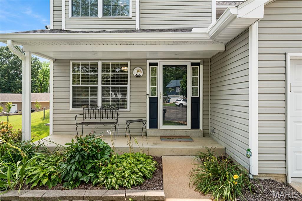 1016 Cross Creek Drive