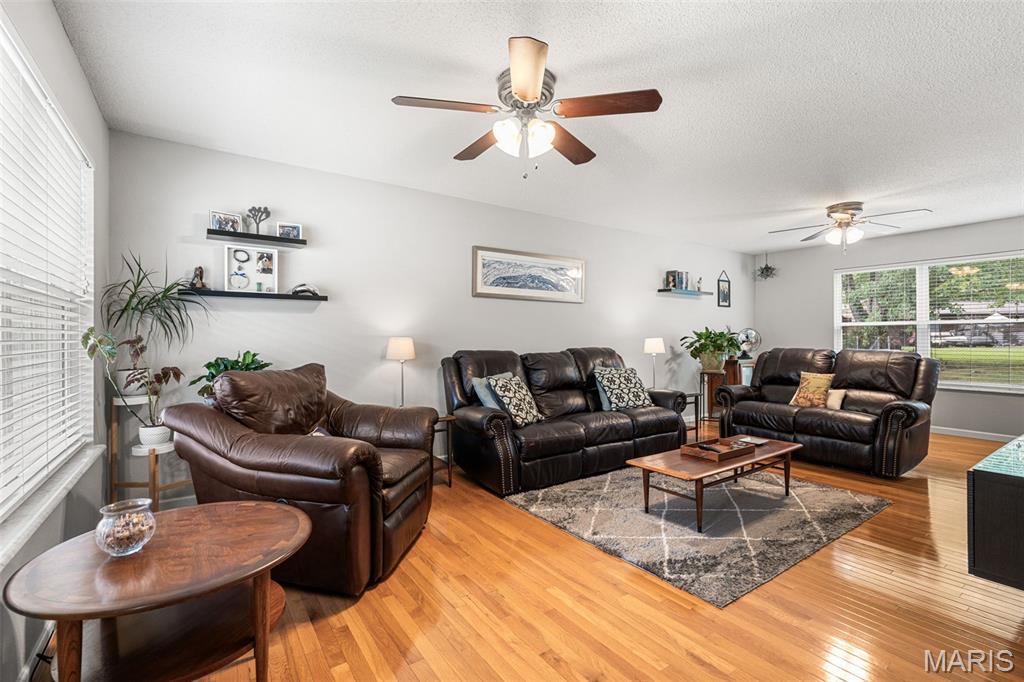 1016 Cross Creek Drive