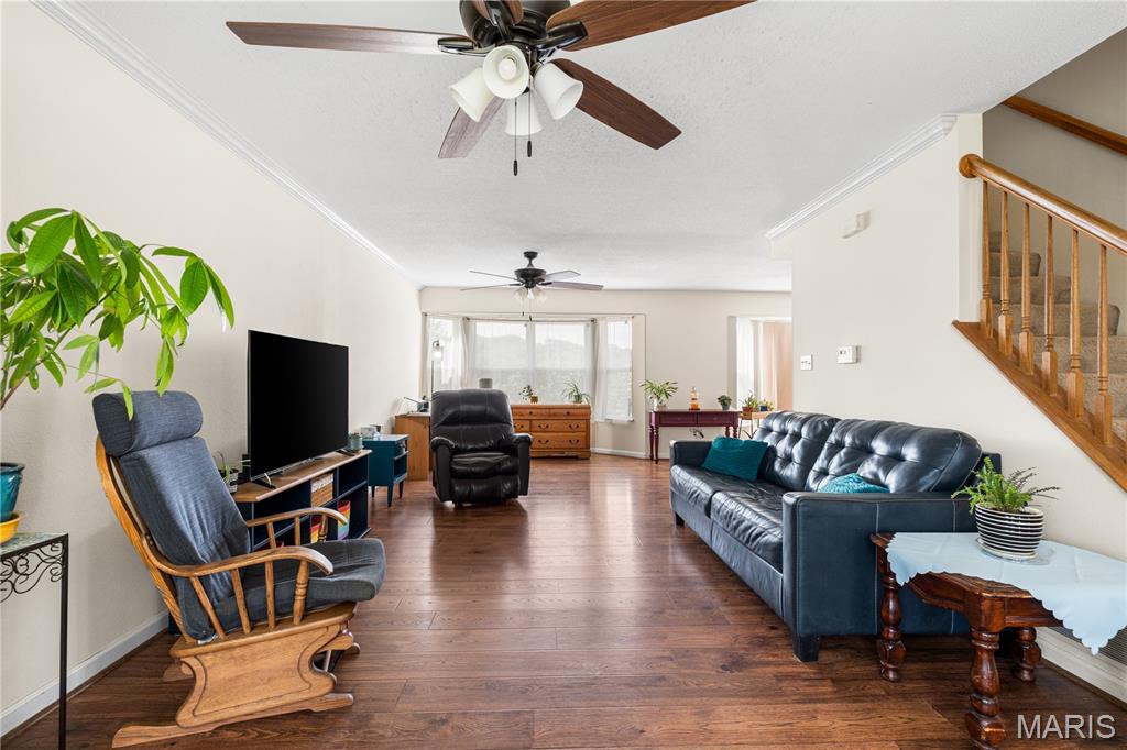 506 Great Plains Drive