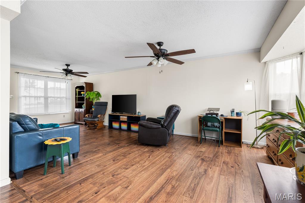 506 Great Plains Drive