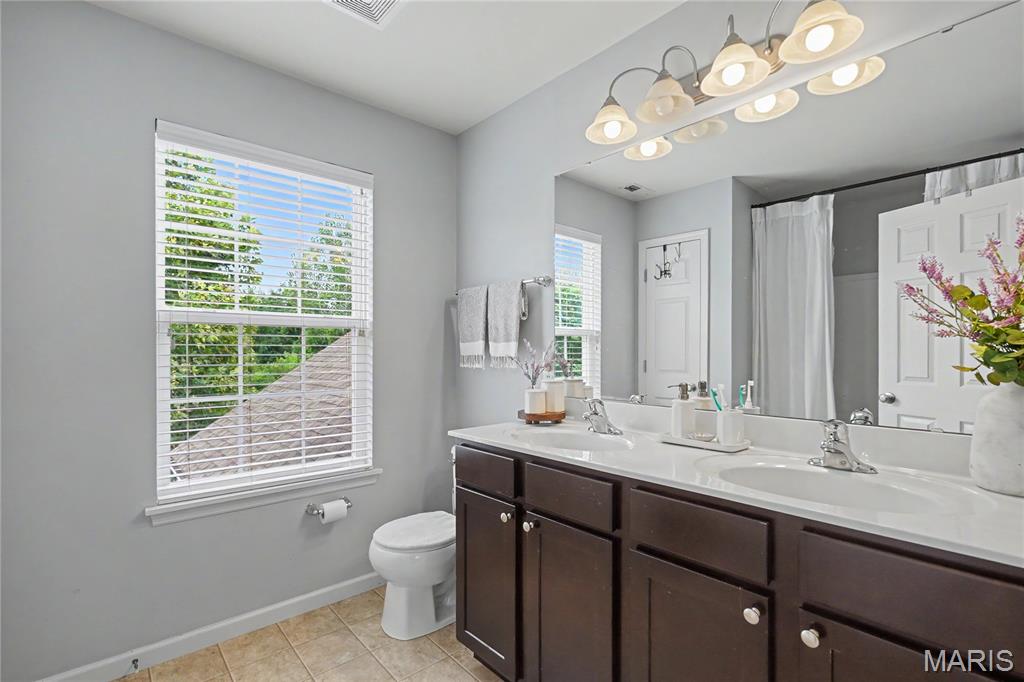 1001 Harmony Lake Parkway
