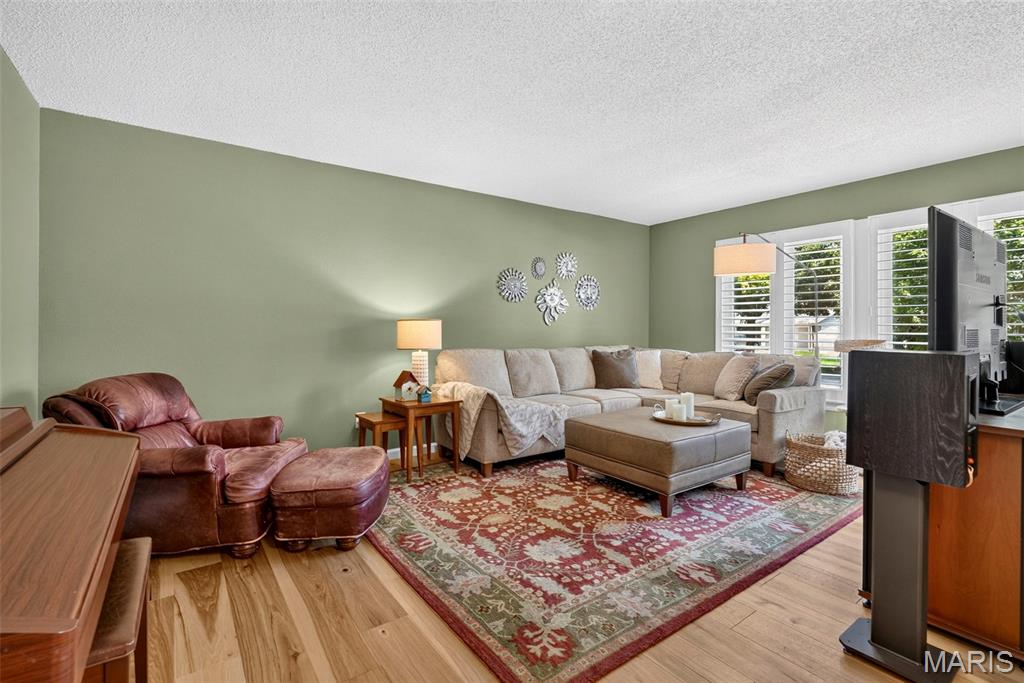 2169 Silverwood Lane