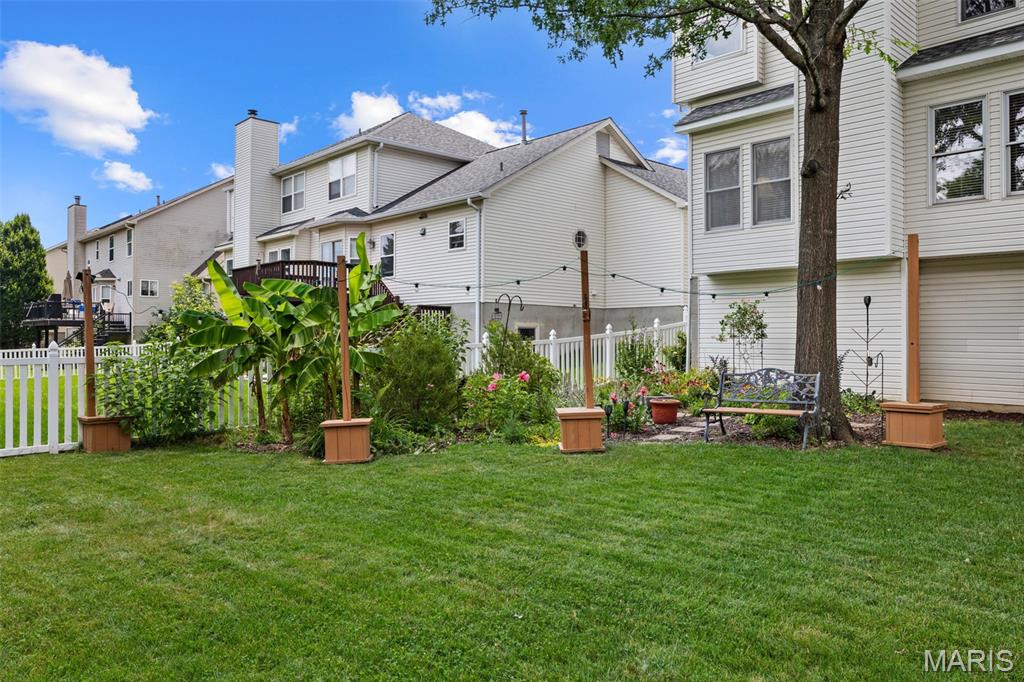 212 Harbour Pointe Drive