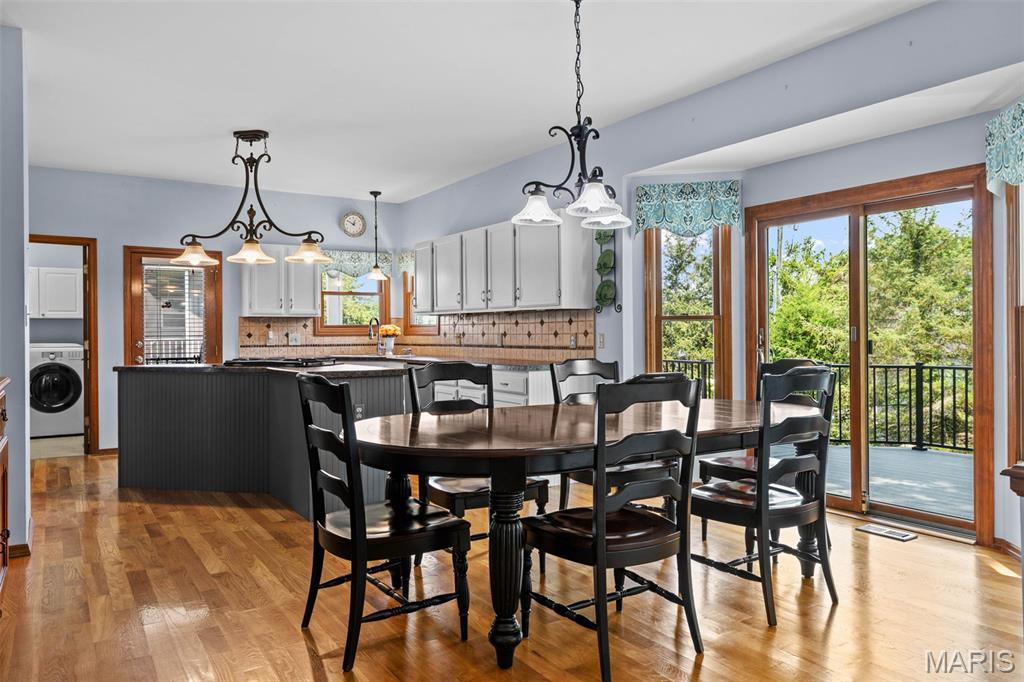 212 Harbour Pointe Drive