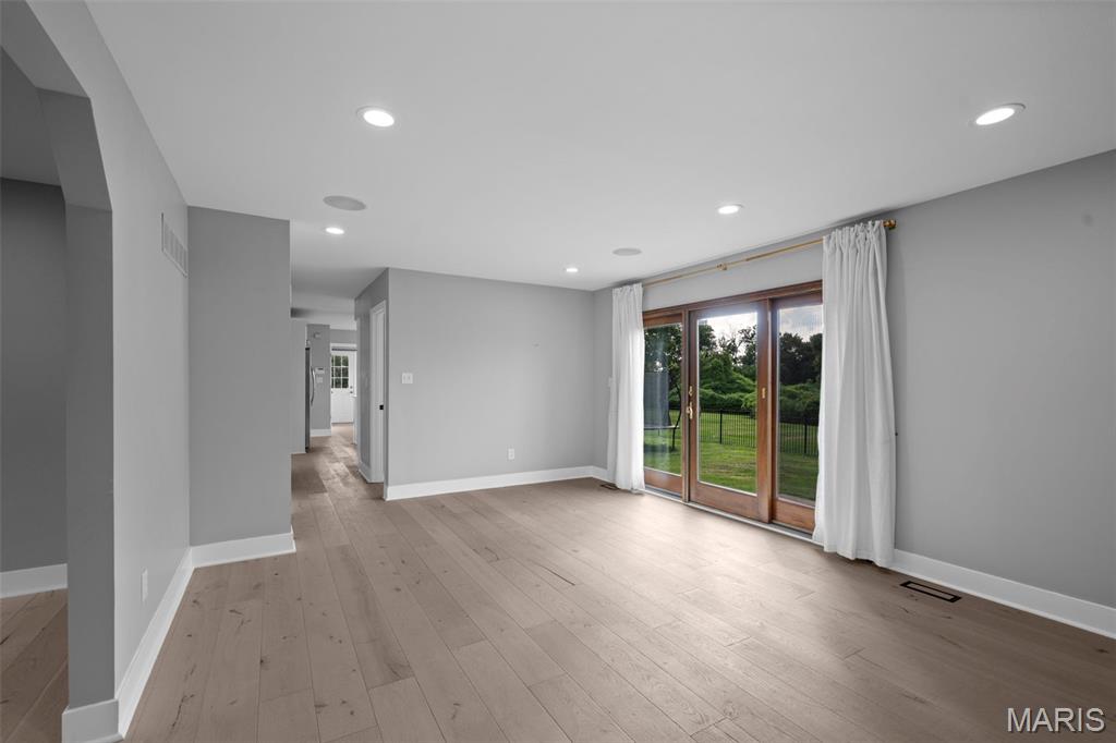 421 Falaise Drive