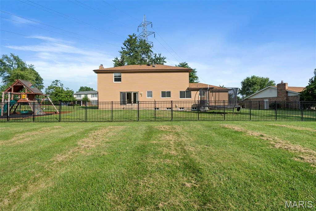 421 Falaise Drive