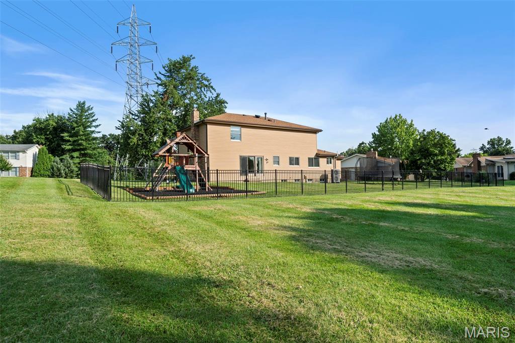 421 Falaise Drive
