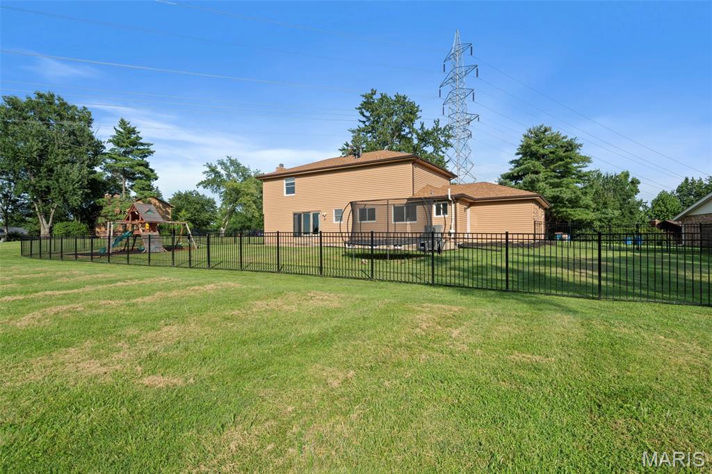 421 Falaise Drive