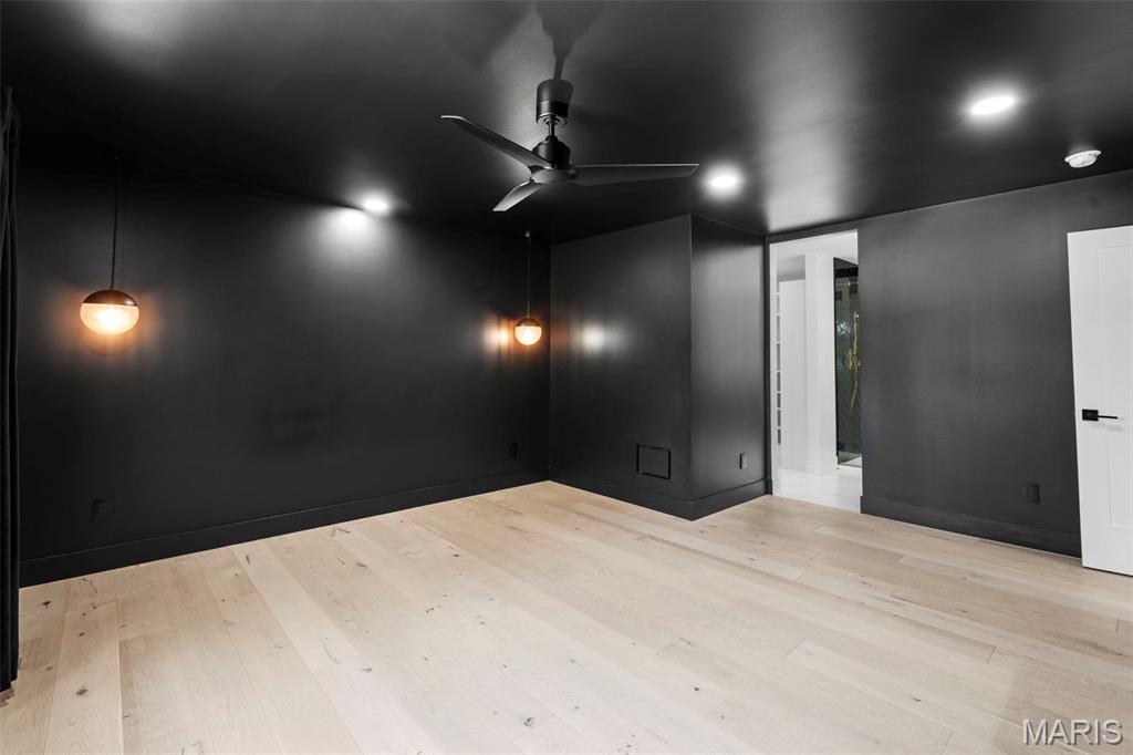 421 Falaise Drive