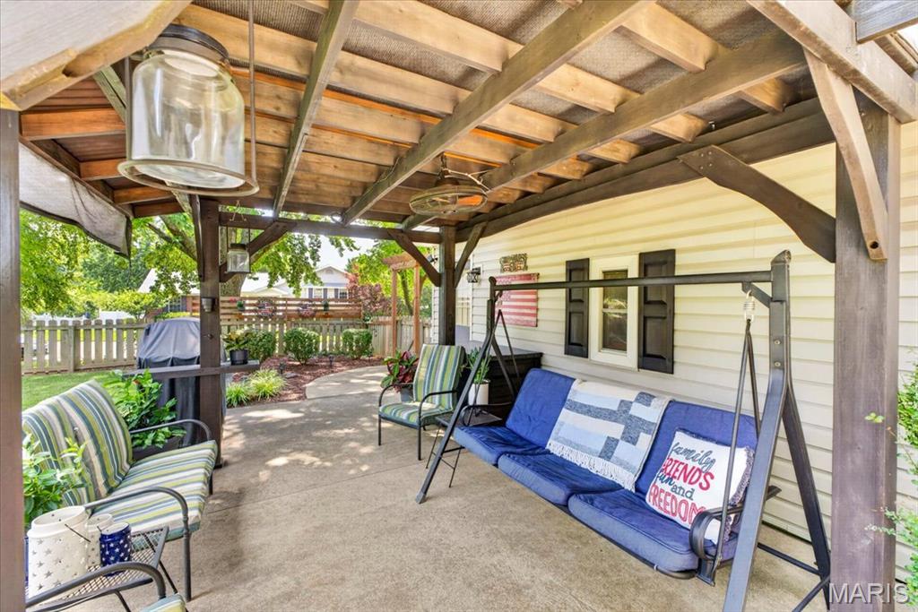 525 Country Manor Drive