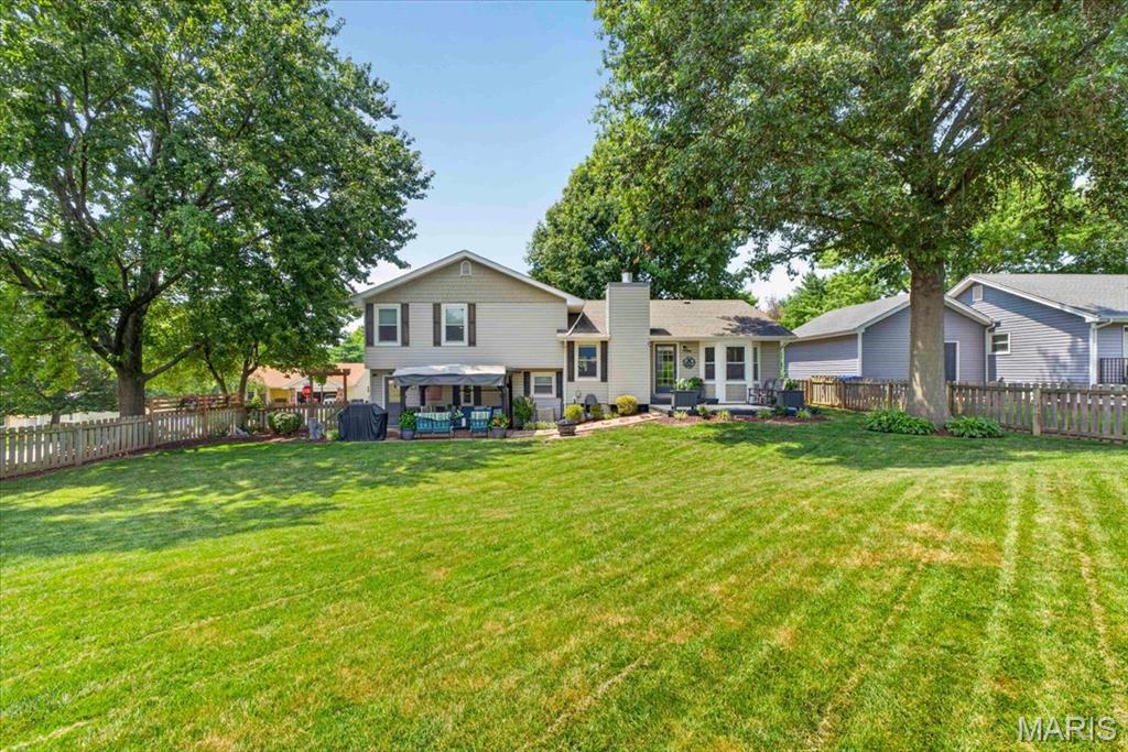525 Country Manor Drive