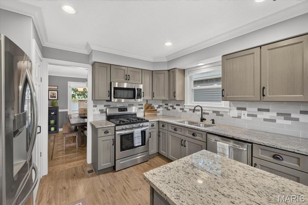 525 Country Manor Drive