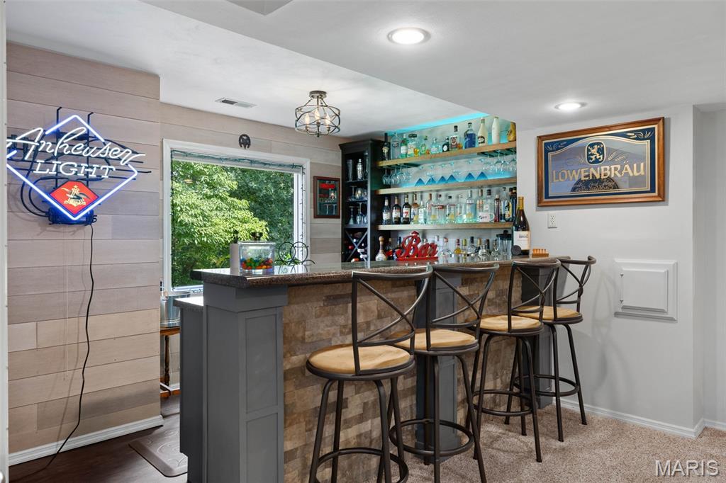 504 Robin Crest Court