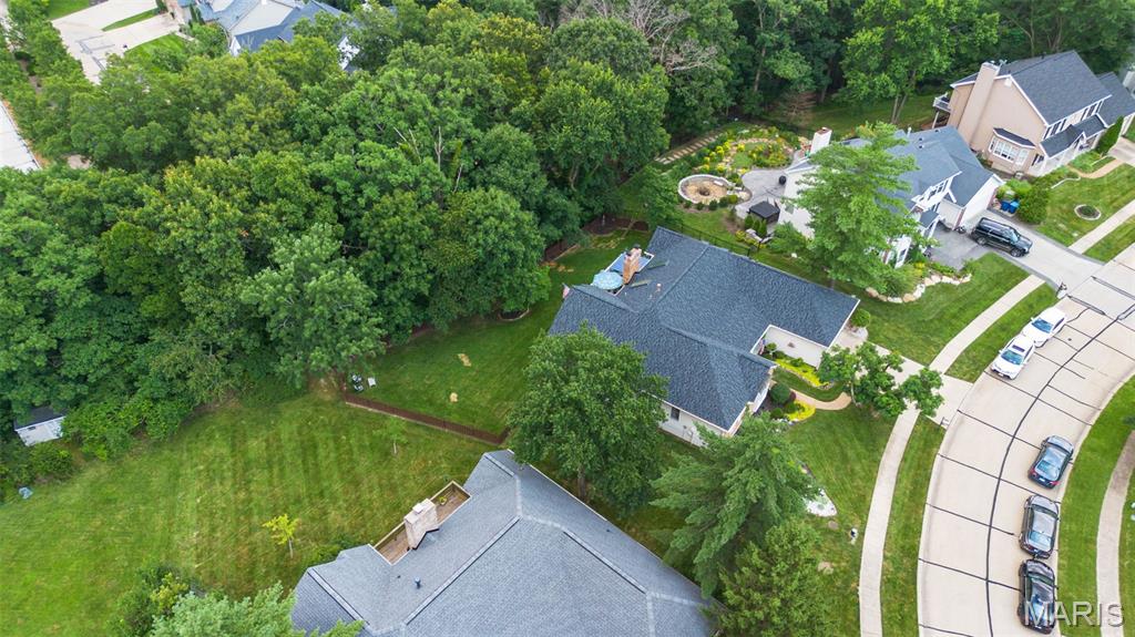 504 Robin Crest Court