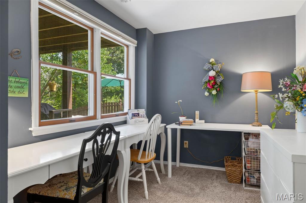 504 Robin Crest Court