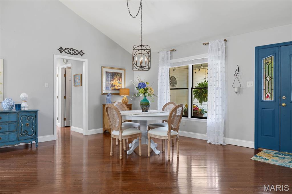 504 Robin Crest Court