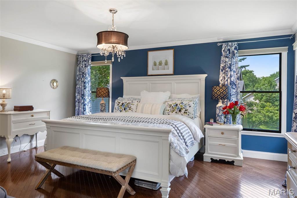 504 Robin Crest Court