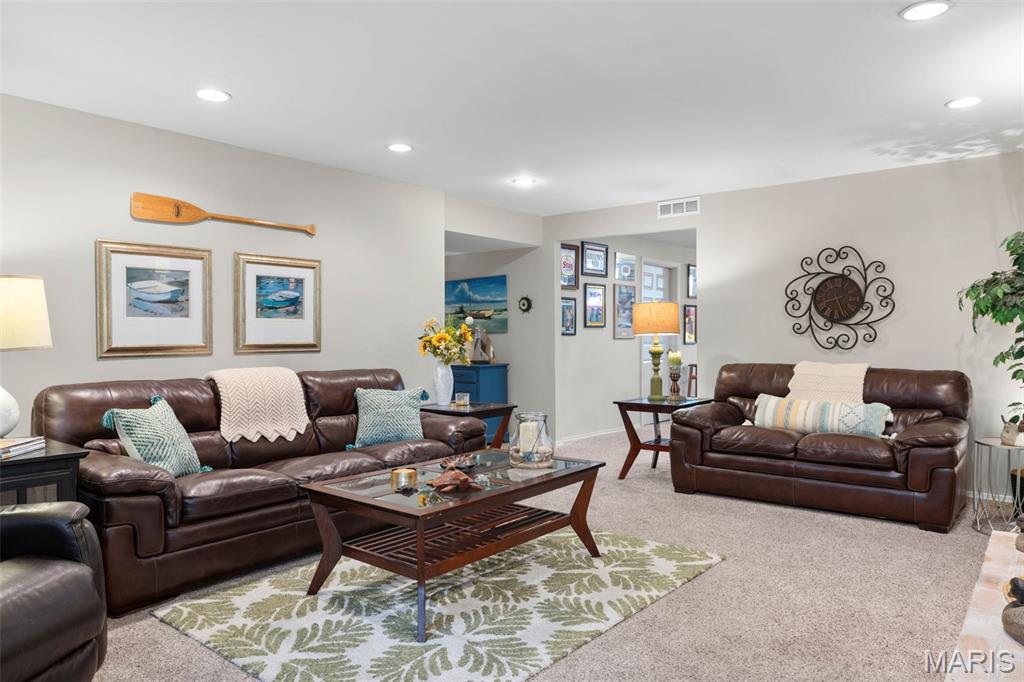 504 Robin Crest Court