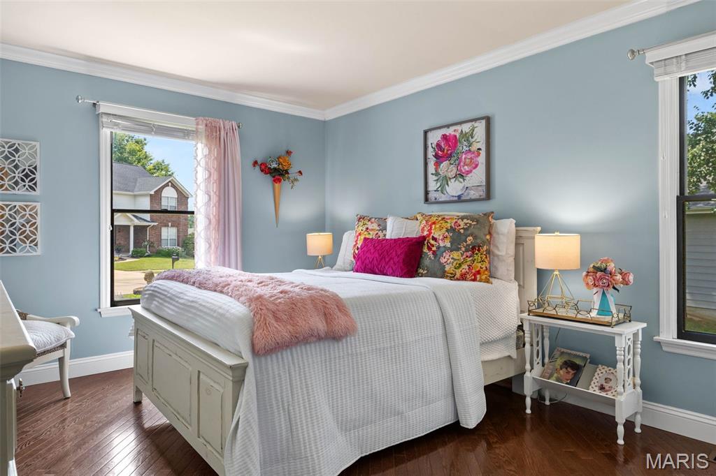 504 Robin Crest Court