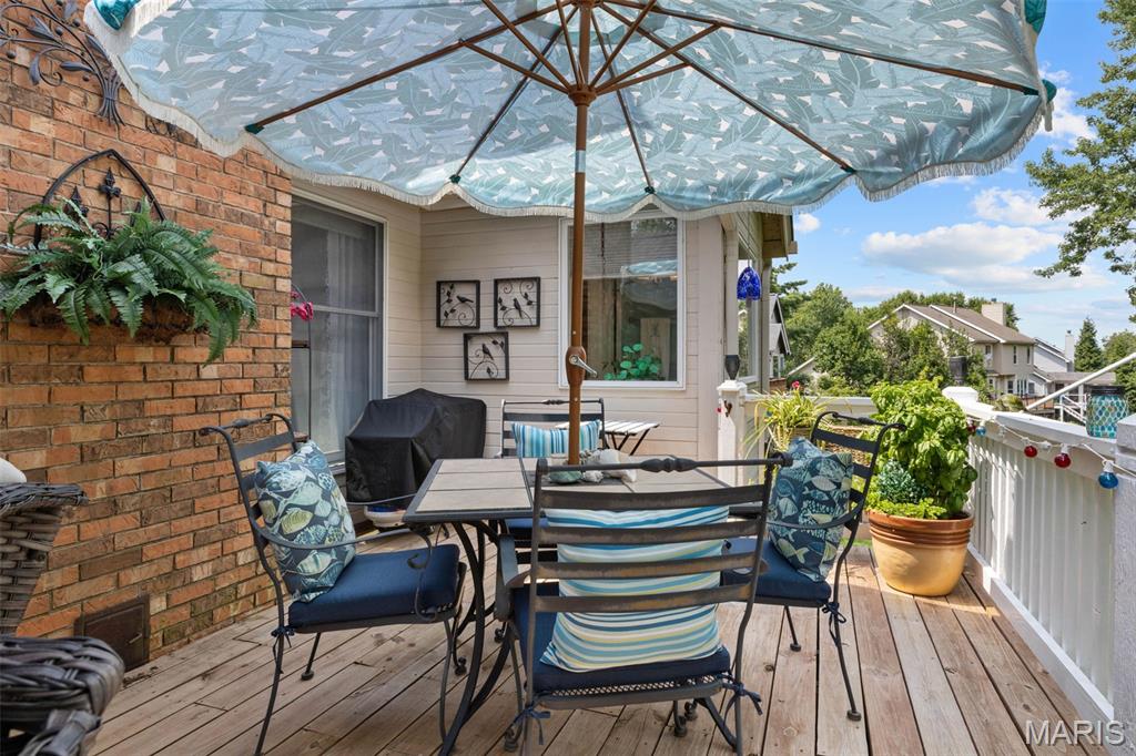 504 Robin Crest Court