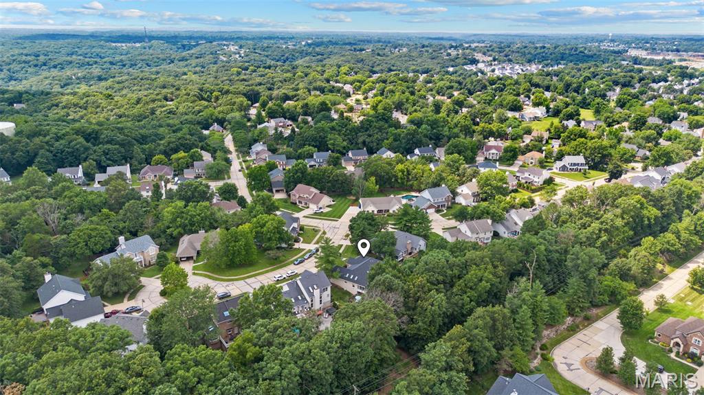 504 Robin Crest Court