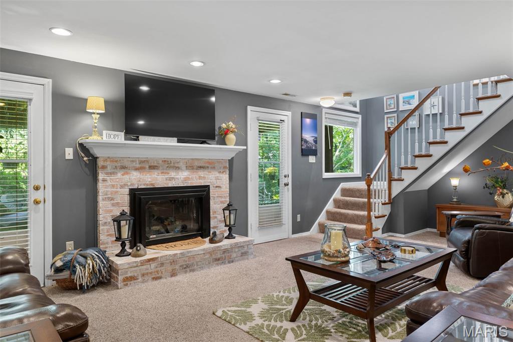 504 Robin Crest Court