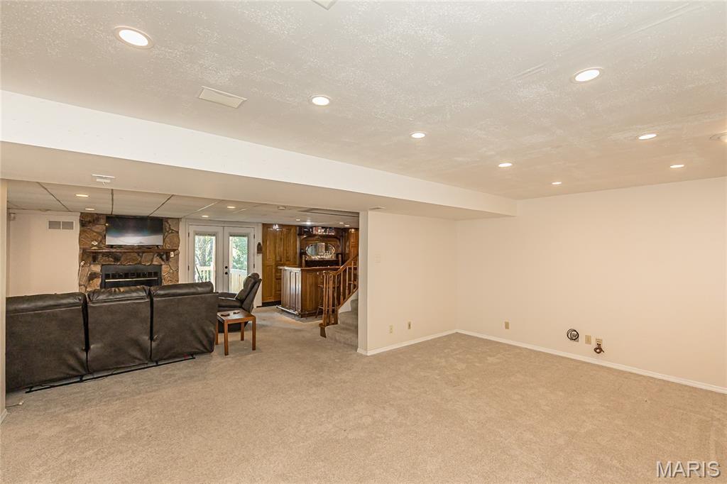 12112 Greenwalk Drive