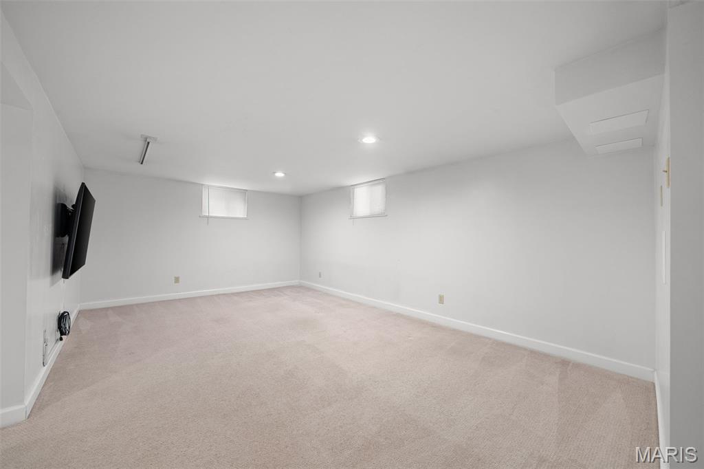 837 Greeley Avenue