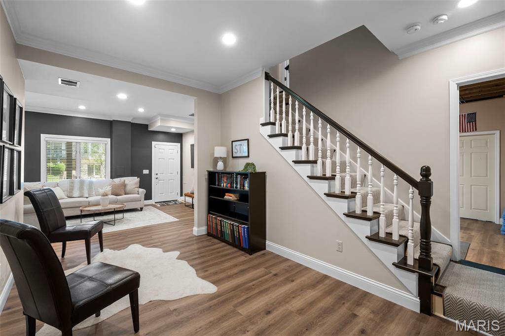 608 Westledge Court