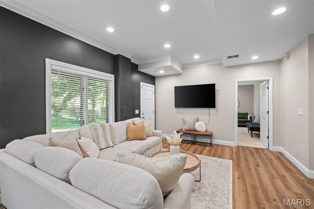 608 Westledge Court